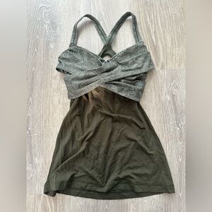 Lululemon tank top size 4
